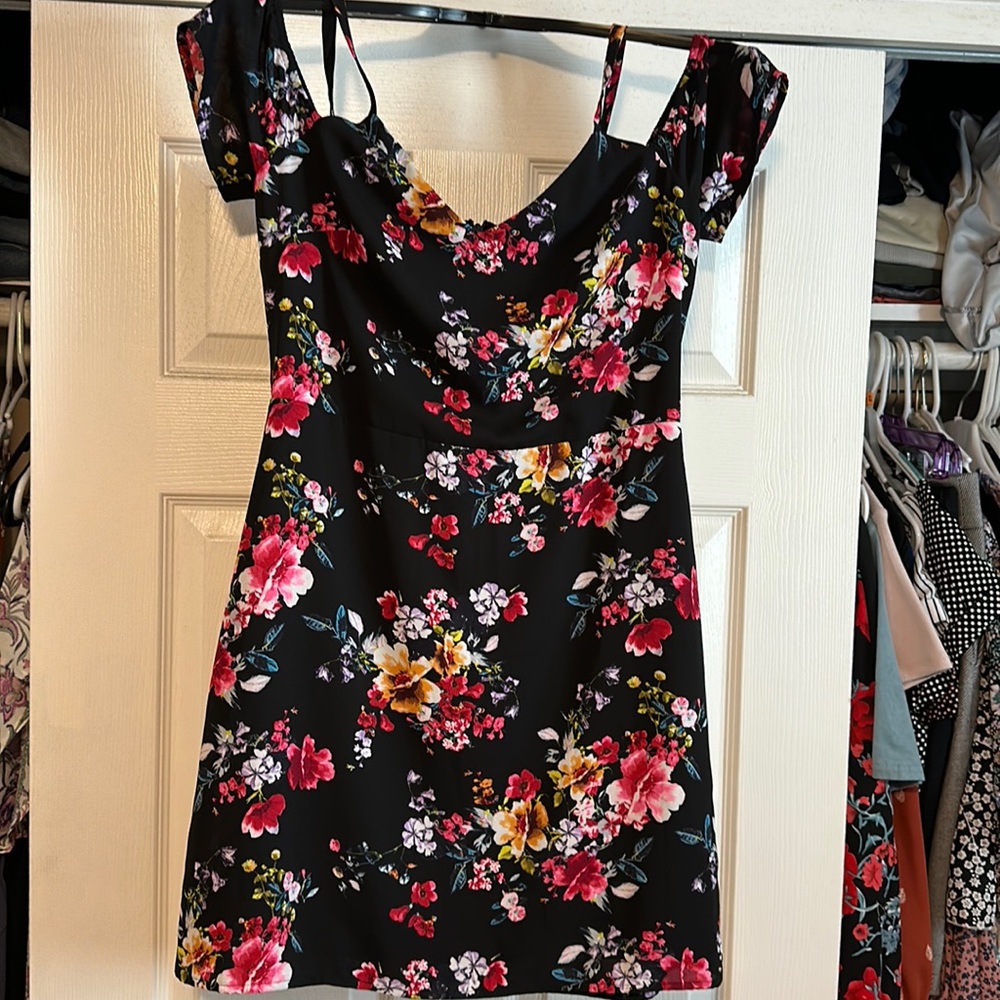Express Flutter Sleeve Dress